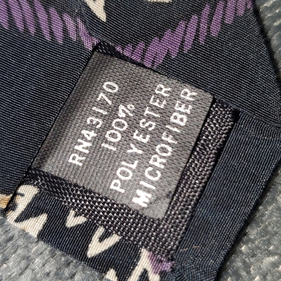Black & Purple Patterned Necktie New - Picture 5 of 6